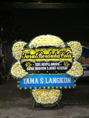 Papan Bunga Duka di Tanjung Piayu